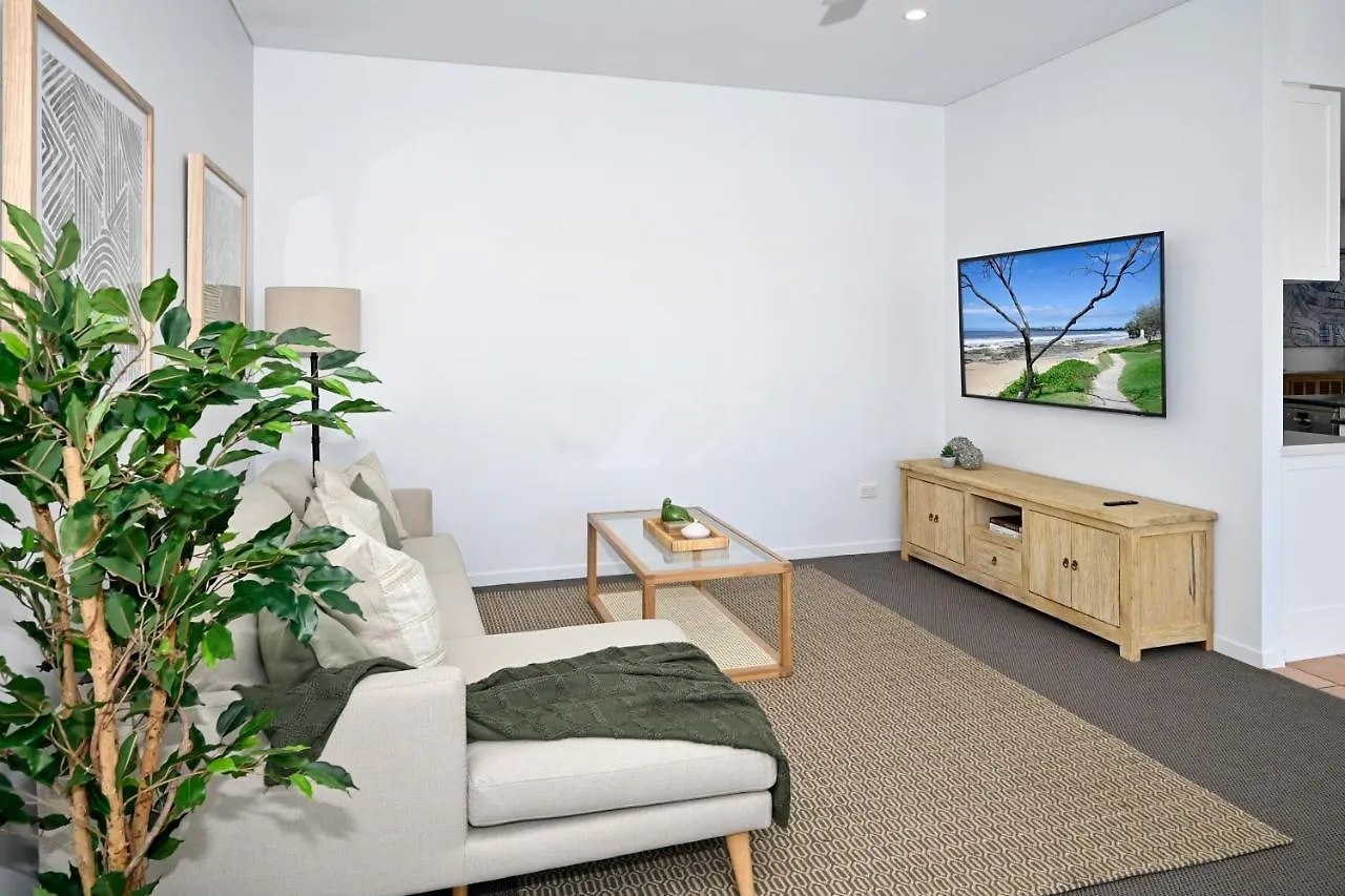 Stunning Mooloolaba Waterfront Home -10 Guests Zb1 Australia