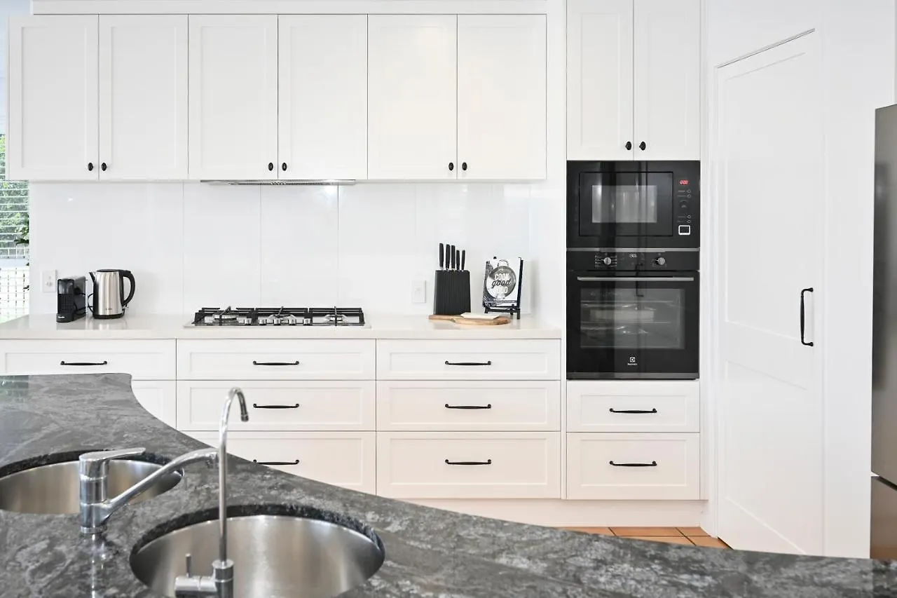 Stunning Mooloolaba Waterfront Home -10 Guests Zb1 Prázdninový dům