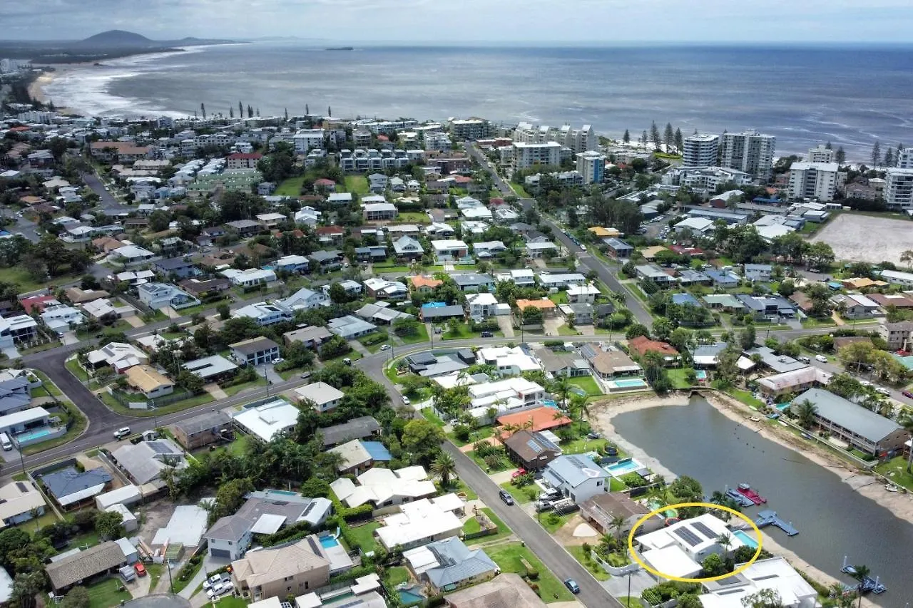 Stunning Mooloolaba Waterfront Home -10 Guests Zb1 0*,  Austrálie