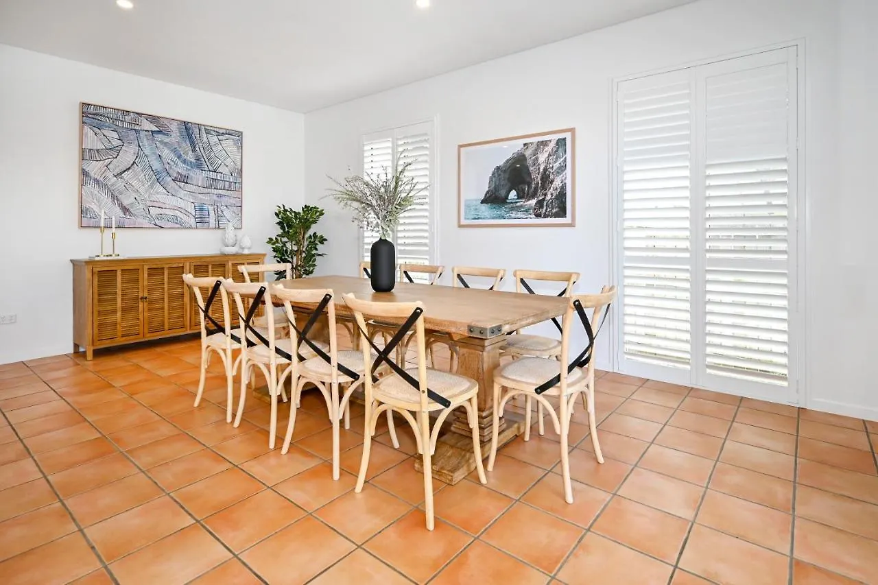 Prázdninový dům Stunning Mooloolaba Waterfront Home -10 Guests Zb1